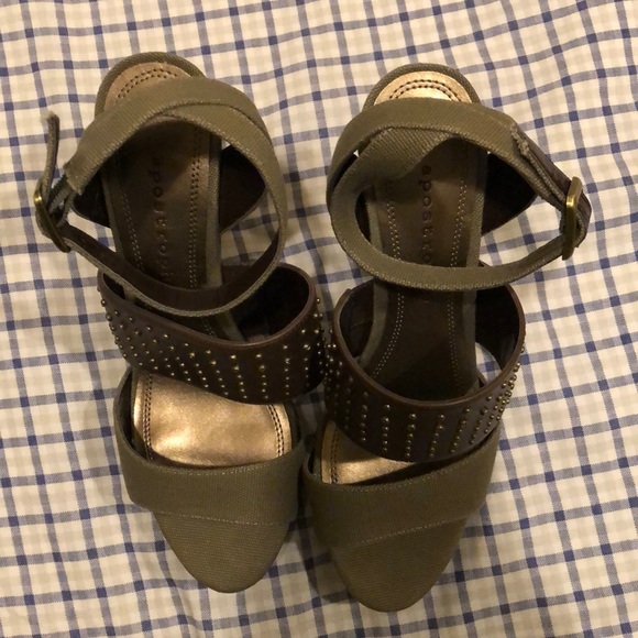 apostrophe heels - Picture 4 of 7